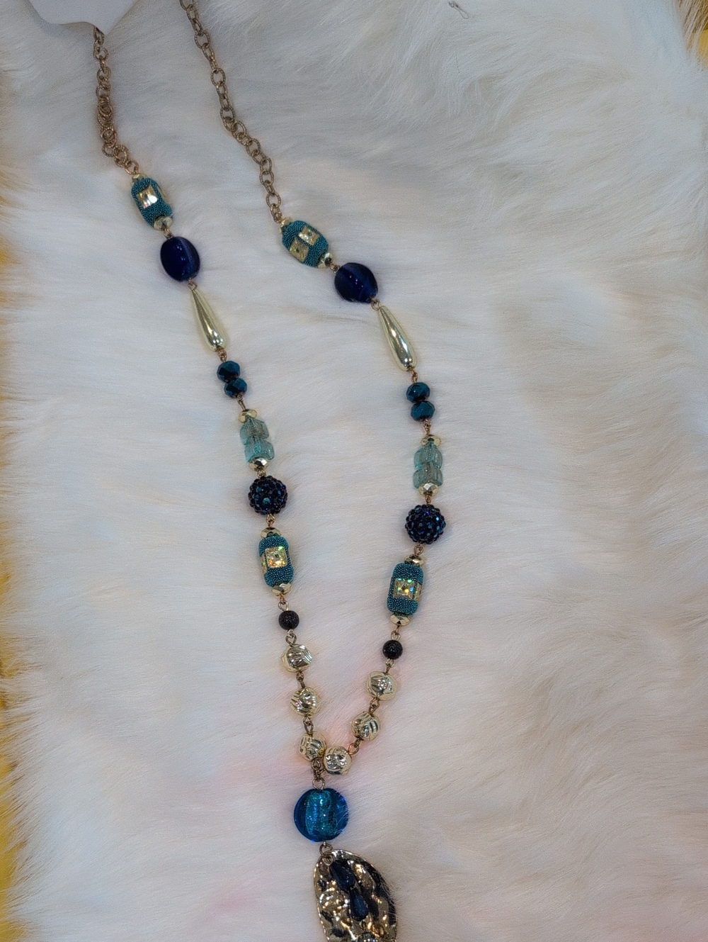 New Directions Gold Tone Teal,  Navy And Clear Beaded Pendant Necklace - NWT